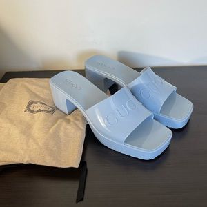 Authentic Gucci Rubber slides (light blue, size 38, almost perfect condition!)
